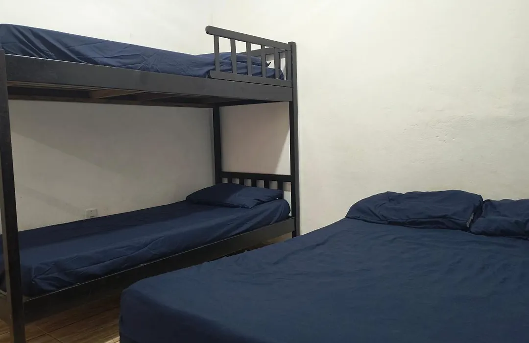 Casa de Praia Completa em Cabo Frio 01 para até 5 pessoas-1